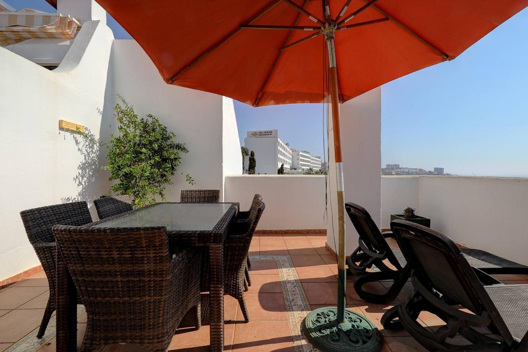 בנאלמדנה 082 - Stunning Sea Views Beachfront Apartment מראה חיצוני תמונה