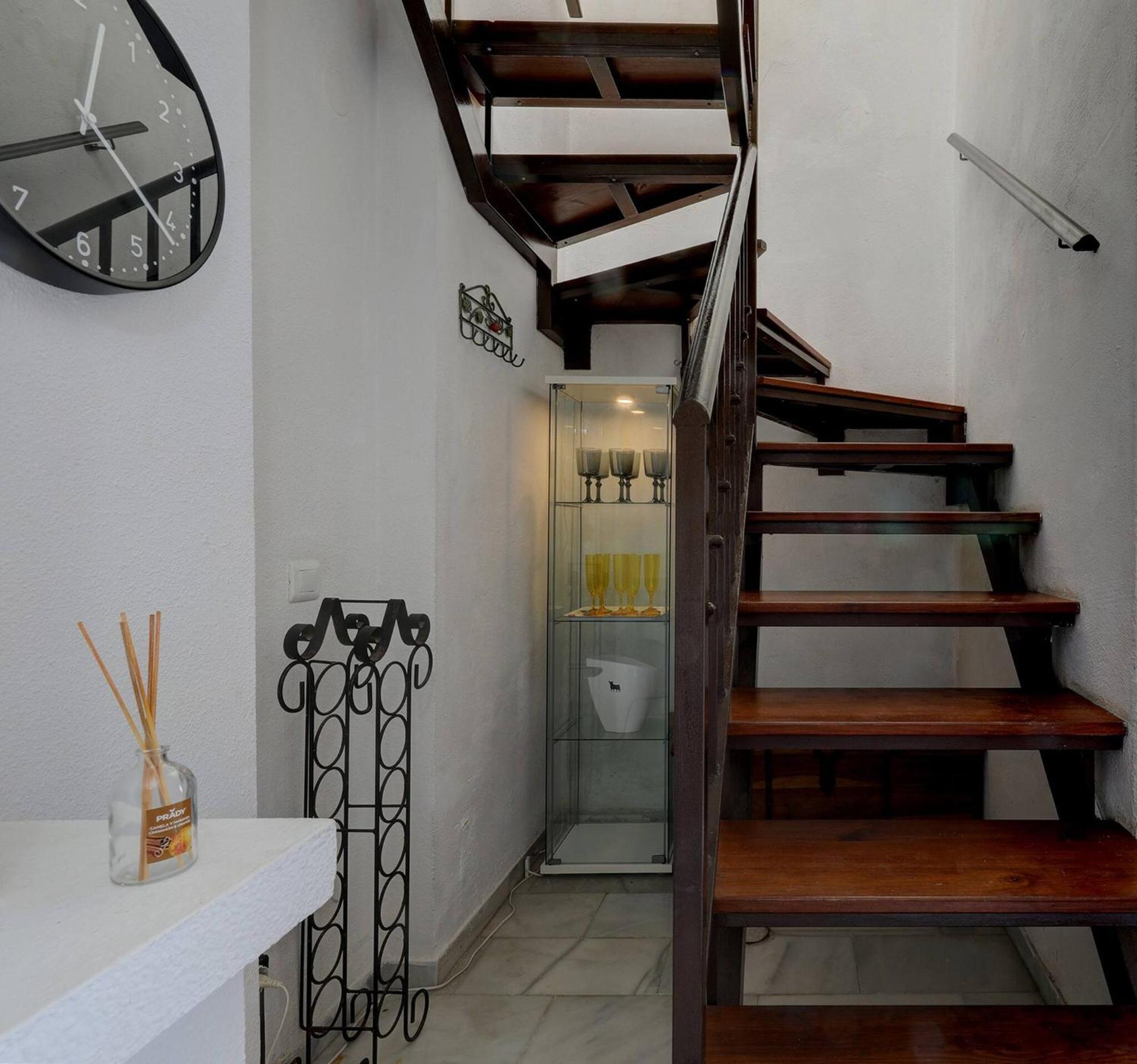 בנאלמדנה 082 - Stunning Sea Views Beachfront Apartment מראה חיצוני תמונה