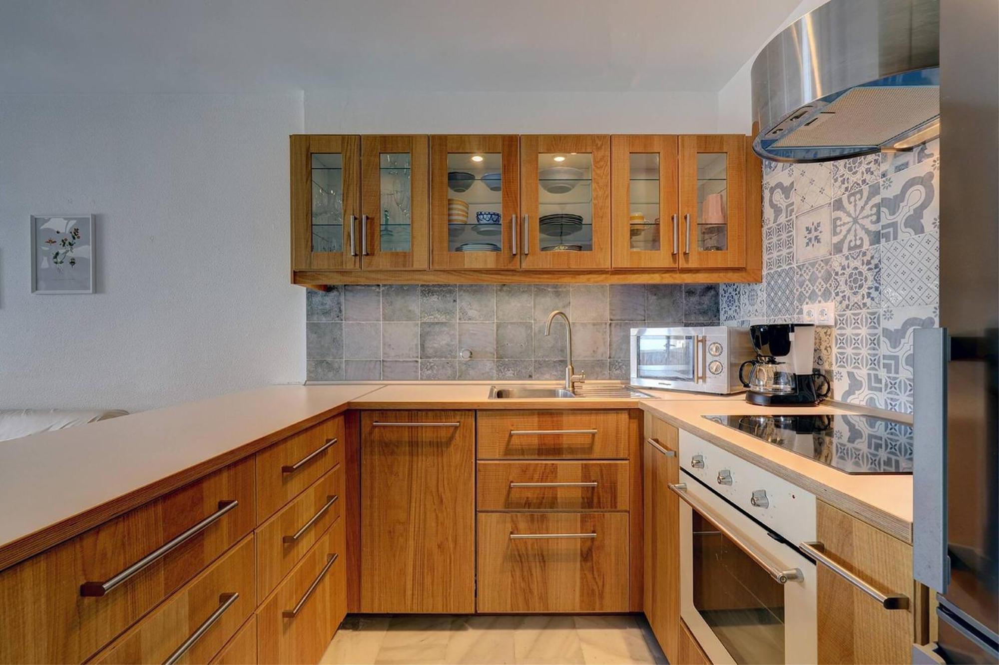 בנאלמדנה 082 - Stunning Sea Views Beachfront Apartment מראה חיצוני תמונה